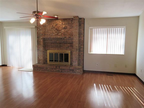 2nd image of 903 Dartmouth Dr