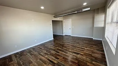 1201 NW 2nd St #6 — Photo 4