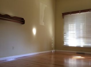 2638 Sperry St, Philadelphia, PA 19152