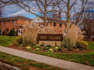 8B Troy Dr, Springfield, NJ 07081