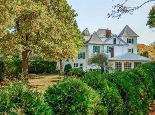 16 Shipyard Ln, Mattapoisett, MA 02739
