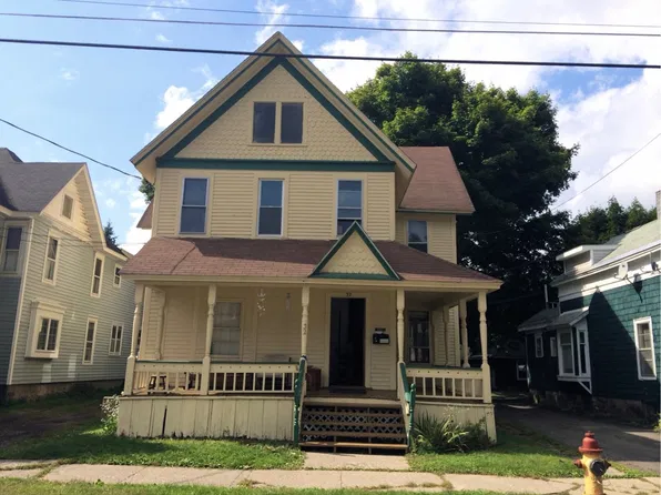 32 Charles St APT 1, Cortland, NY 13045