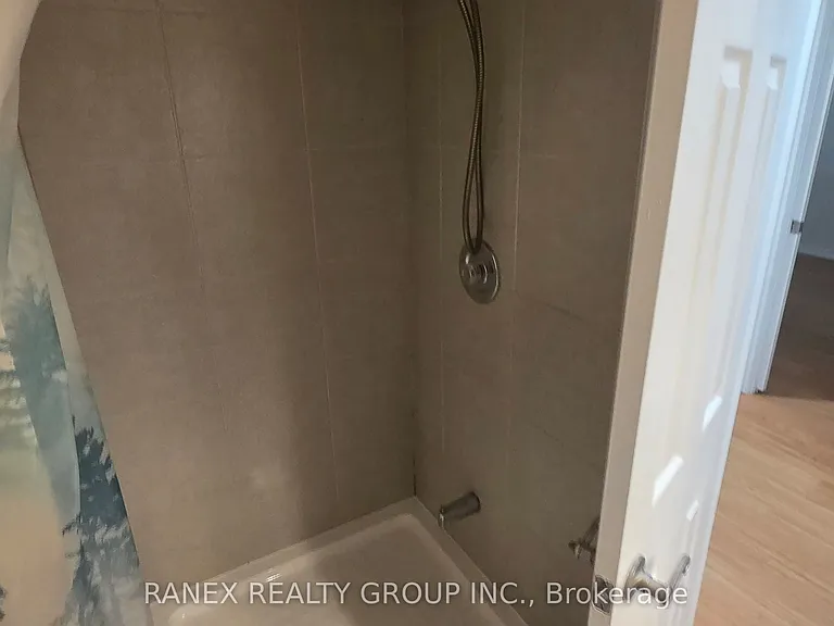 16 Lynwood Ct — Photo 16