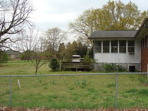 Back enclosed sun porch