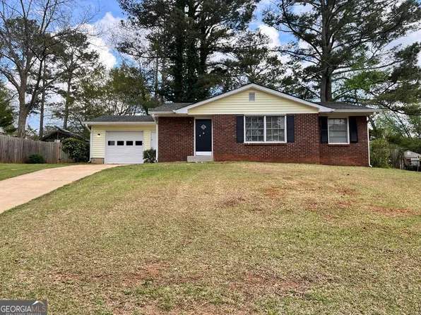 1685 Pheasant Dr, Jonesboro, GA 30238