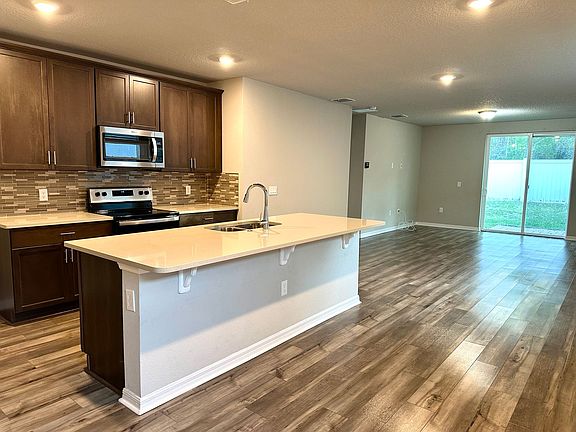 5th image of 17407 Million Lakes Ct