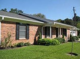 904 Redbud Dr, White Oak, TX 75693