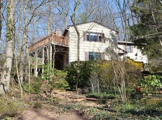 5 Auditorium Dr, Atlantic Highlands, NJ 07716