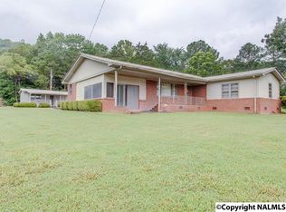 29 Honeycomb Rd, Grant, AL 35747