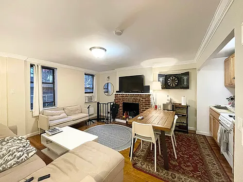 246 W 20th St #1C Photo 1 246 W 20th St #1C Photo 1