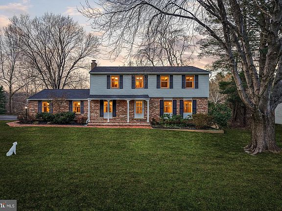 3rd image of 20728 Bell Bluff Rd