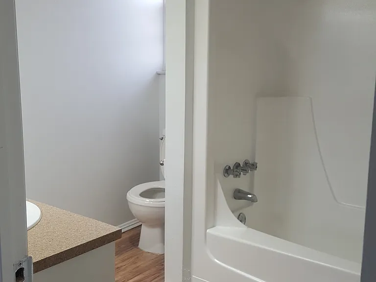 Oak Ridge Apartments — Photo 26