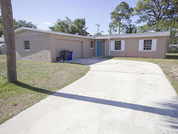 3rd image of 1086 Coronado Dr