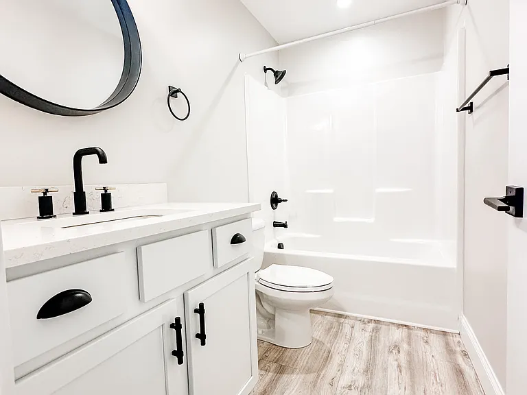 27 Carriage Dr — Photo 8