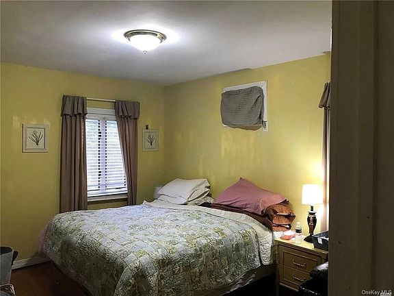 3rd image of 51 Lafayette Ave