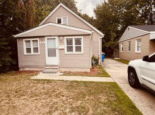 13113 Saint Andrews Ave, Warren, MI 48089