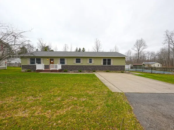 198 Argyle Ave, Angola, NY 14006