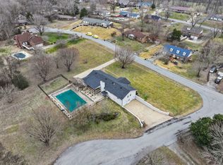 430 Fabian Pl, Clarksville, TN 37043