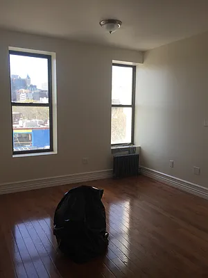 Rented by Geraldine Capasso, LREB | media 79