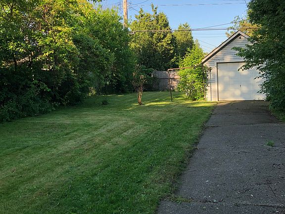 5th image of 6244 Rosemont Ave