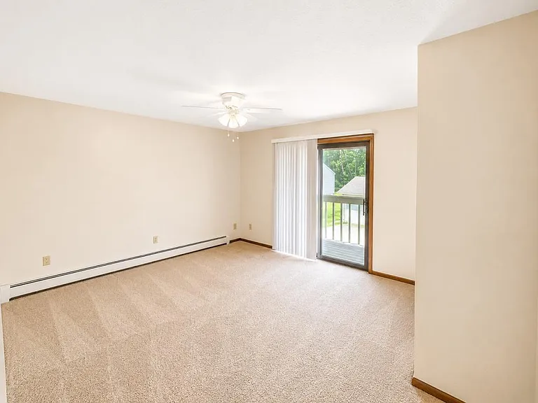 6402 Saint Andrews Dr #3 — Photo 1