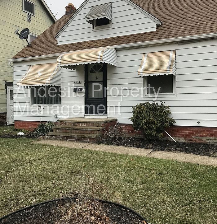 1st image of 1531 E 193rd St