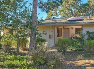 250 Forest Ridge Rd UNIT 26, Monterey, CA 93940