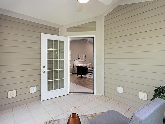 5th image of 1357 Woodberry Pl