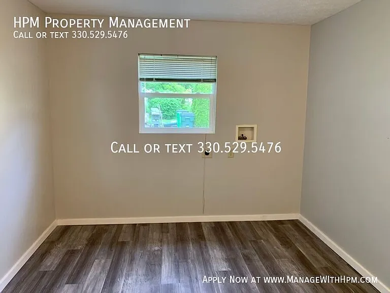 1329 Auld St — Photo 2