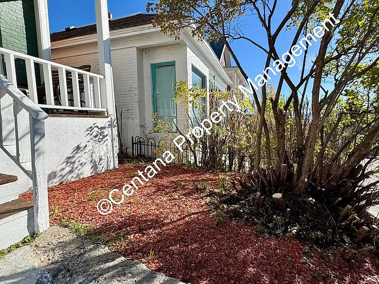 530 N Franklin St — Photo 32