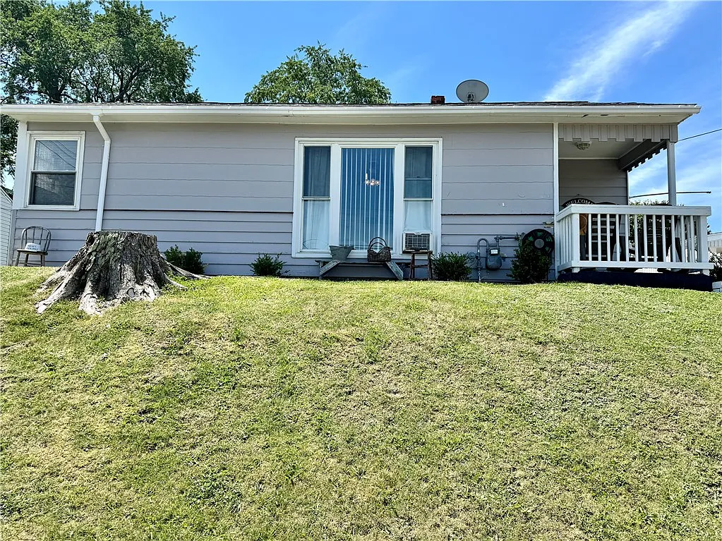 1328 Beverly Rd photo 1