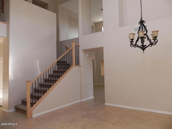 4th image of 26985 N 90th Ave
