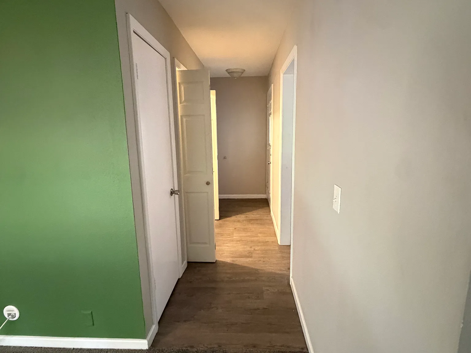3 bed, 1.5 bath, 1120 sqft, $1,385 — Photo 3