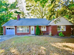 2363 Jones Rd, Fort Lee, NJ 07024