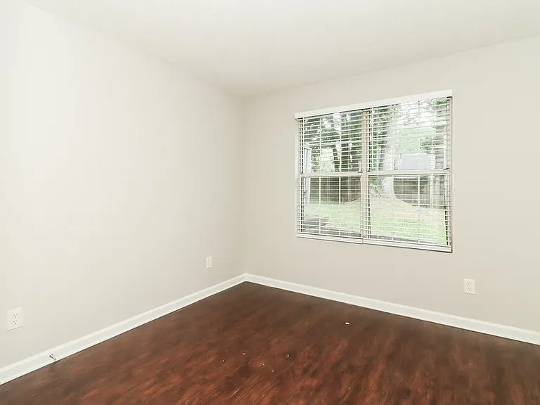 1799 Killarney Dr SW — Photo 16