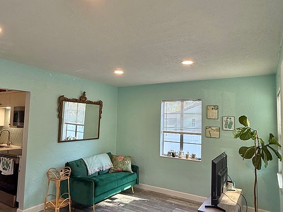 3rd image of 2356 38th St S