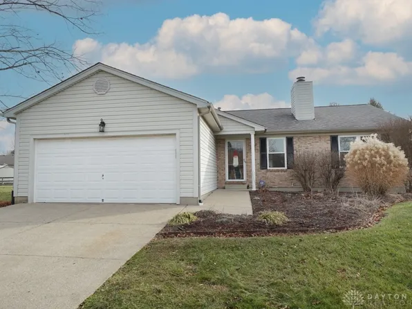 402 Morning Sun Dr, Maineville, OH 45039