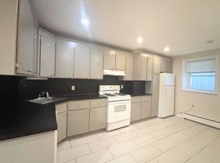 17 Fleet St APT 1, Boston, MA 02113