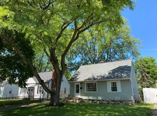 828 Wainwright Dr, Columbus, OH 43224