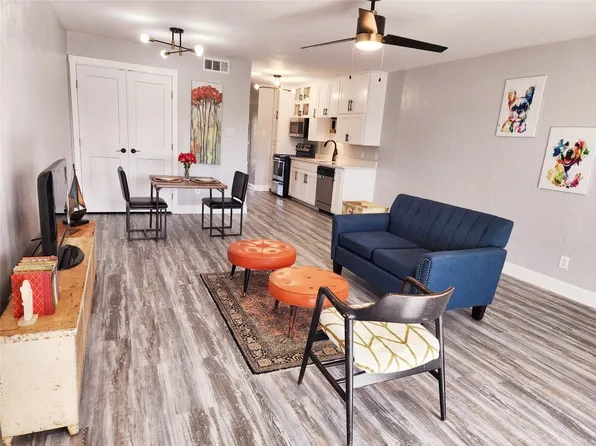 91 Runaway Bay Dr Unit 232, Runaway Bay, TX 76426