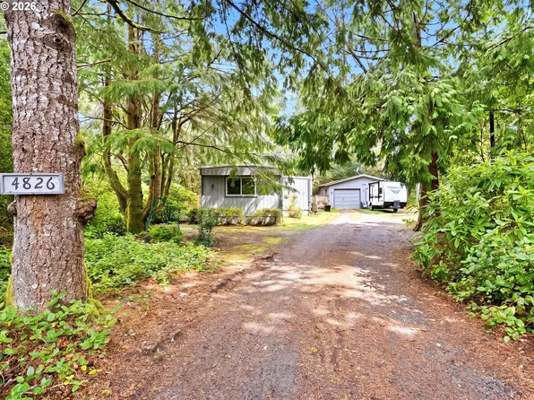 4826 Rhododendron Loop, Florence, OR 97439