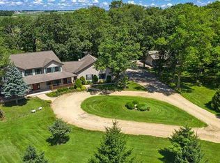 9877 N Blaine Dr, Byron, IL 61010