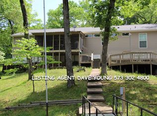 1114 Buckridge Rd, Climax Springs, MO 65324