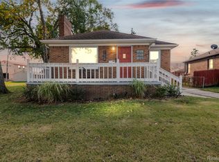 7624 Yacht Ave, Warren, MI 48091