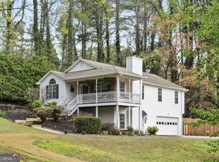 3045 Chimney Cove Ln, Cumming, GA 30041
