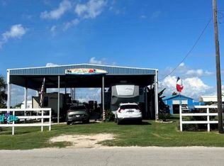 1129 & 1135 N Monkhouse Dr, Pt Bolivar, TX 77650