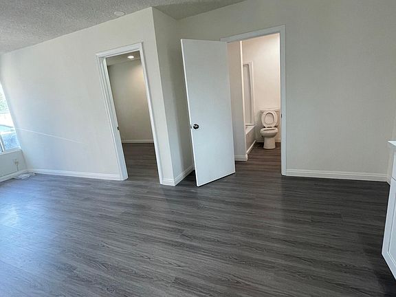 4th image of 212 N Pasadena Ave