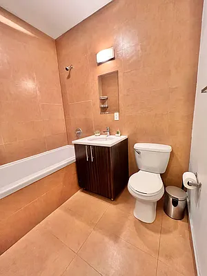 Rented by ERNY LLC | media 5