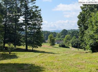 803 Flat Rock Rd, Crumpler, NC 28617