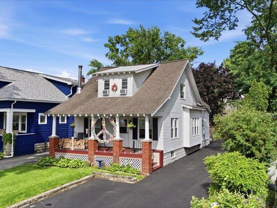 1240 Dean Street, Niskayuna, NY 12309